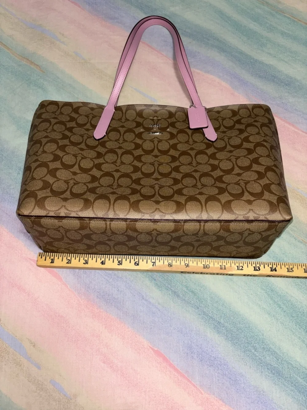 Coach city tote bag in signature Tan / pink - Picture 8 of 10